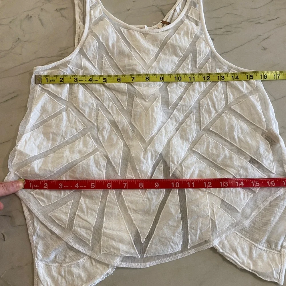 Free People white geometric sheer sleeveless top size XS - Picture 4 of 5